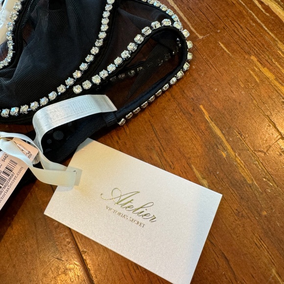 Victoria's Secret Atelier Wicked Unlined Tulle Crystal Balconette Bra XS - Picture 5 of 6